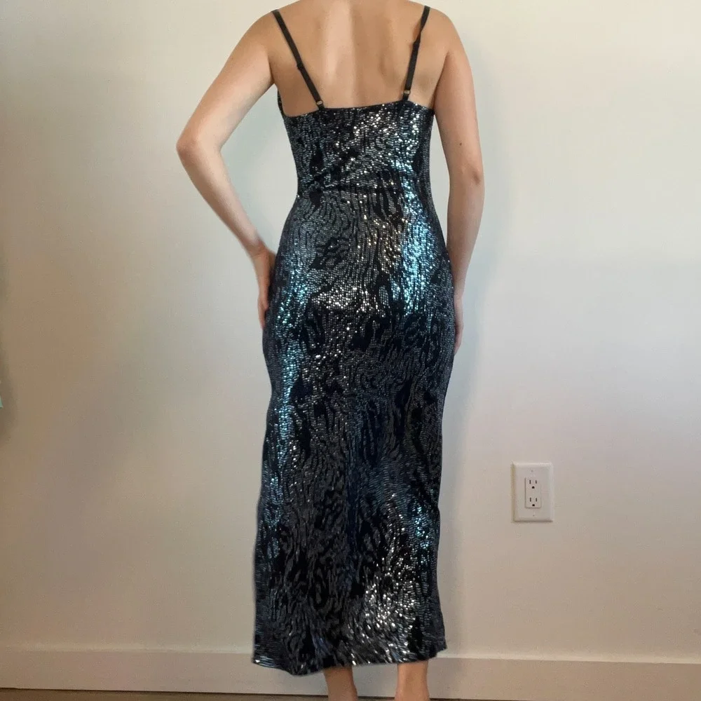 bebe y2k metallic